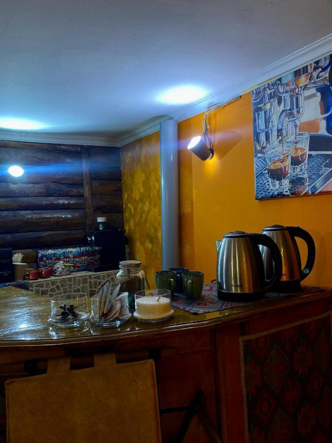 Communication Hostel Batoumi Extérieur photo