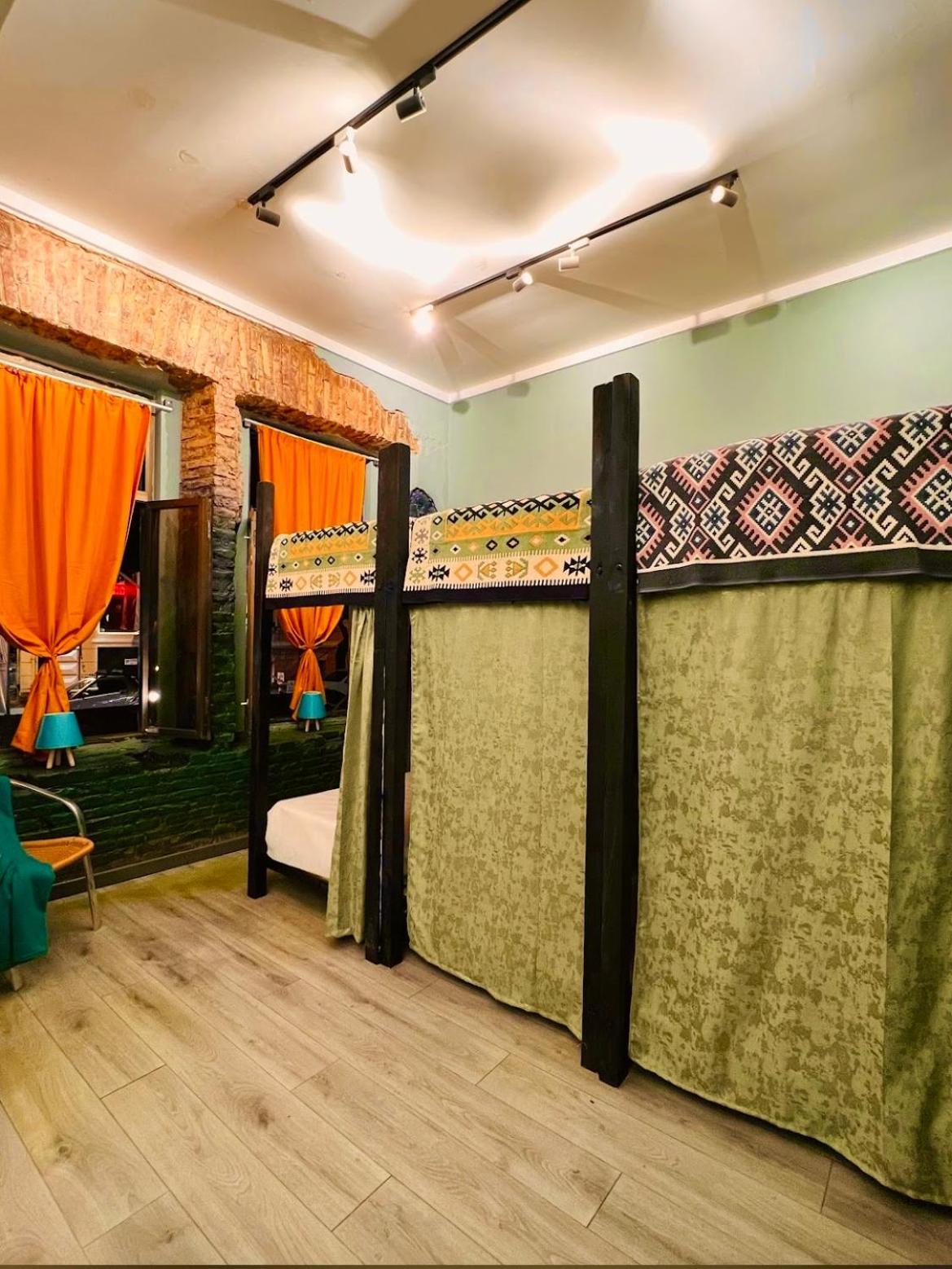 Communication Hostel Batoumi Extérieur photo